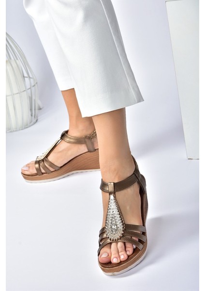 Bakır Taşlı Dolgu Topuklu Günlük Kadın Sandalet M258316109 fiyatları