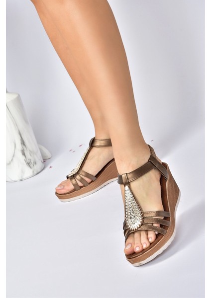 Bakır Taşlı Dolgu Topuklu Günlük Kadın Sandalet M258316109 modelleri