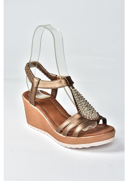 Bakır Taşlı Dolgu Topuklu Günlük Kadın Sandalet M258316109 fırsatları