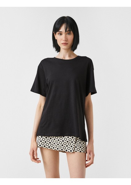 Kadın Oversize Bisiklet Yaka Kısa Kollu Tişört modelleri