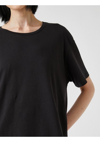 Kadın Oversize Bisiklet Yaka Kısa Kollu Tişört indirimleri