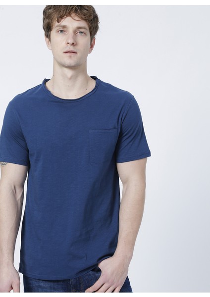 Bisiklet Yaka Slim Fit Düz Lacivert Erkek T-Shirt - 222 Lcm 242042 Daniel fiyatları