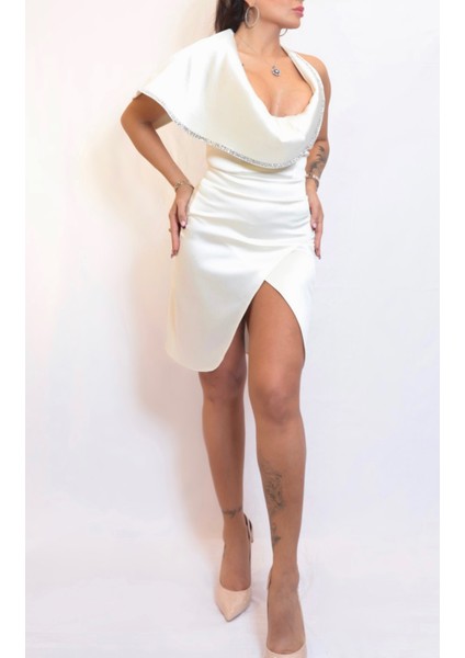 Saten Beyaz Mini Elbise fırsatları