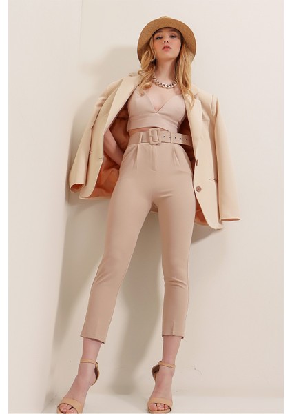 Havuç Kemerli Kumaş Pantolon indirimleri