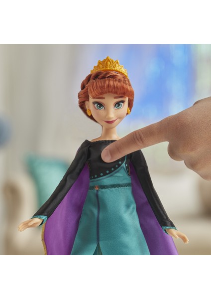 Disney Frozen 2 Şarkı Söyleyen Kraliçe Anna