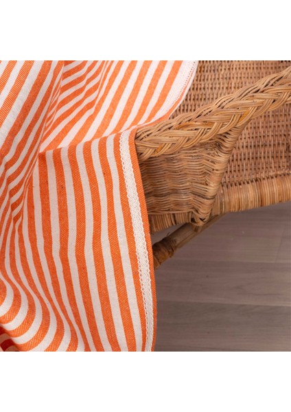 Koral Çizgili Keten Dantelli Masa Örtüsü fırsatları