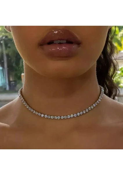 Taşlı Su Yolu Swarovski Choker Kolye