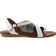 Bueno Shoes Beyaz Deri Kadın Düz Sandalet