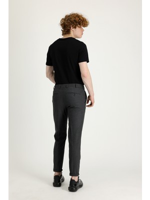 Kiğılı Süper Slim Fit Klasik Pantolon