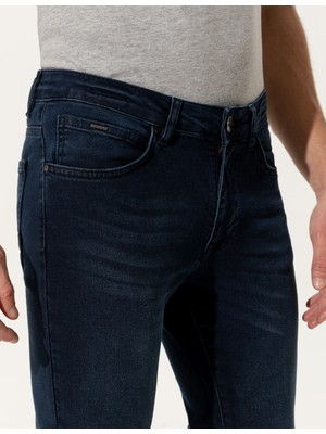 Pierre Cardin Lacivert Slim Fit Denim Pantolon 50248651-VR033