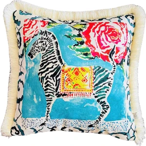 Ge Living Dekoratif Zebra Desenli Kadife Kırlent Kılıfı 45 cm x 45 cm