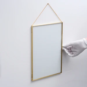 El Crea Designs Duvar Askılı Cam Resim Fotoğraf Çerçevesi Iskandinav Tarzı Dekorasyon Ham Pirinç Gold Brass 35X25CM