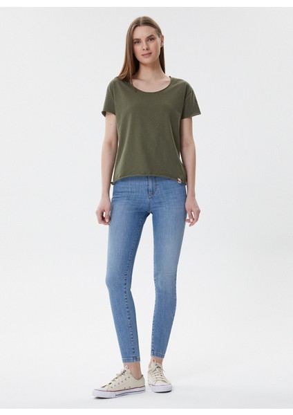Yüksek Bel Dar Kalıp Düz Mavi Kadın Denim Pantolon - 222 LCF 121002