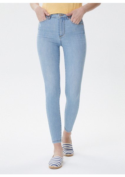 Yüksek Bel Super Slim Fit Düz Mavi Kadın Denim Pantolon - 222 LCF121006 indirimleri