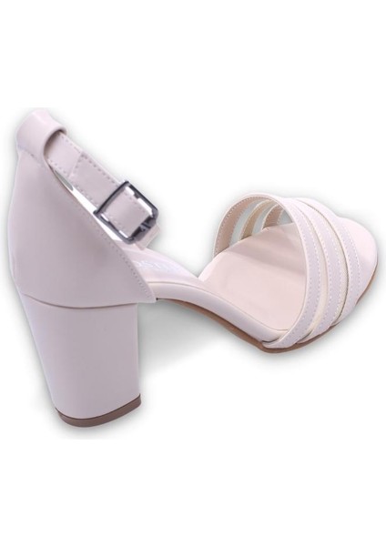 Goldstep 1601 Kadın 7,5 cm Topuk Dantelli Tek Bant Sandalet