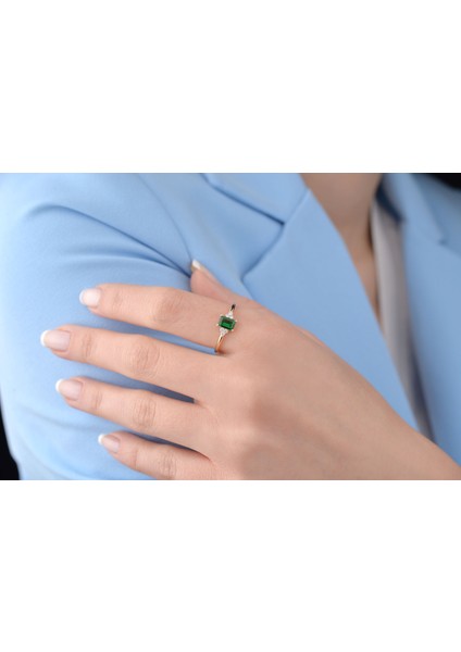 Emerald Cut Kadın 14 Ayar Altın Yüzük, Yeşil Taşlı Zarif Kadın Yüzüğü fiyatları