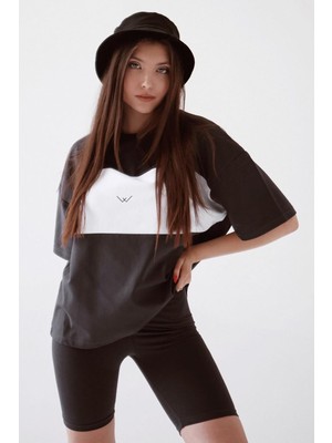 Madmext Mad Girls Siyah Nakışlı Tişört MG1421