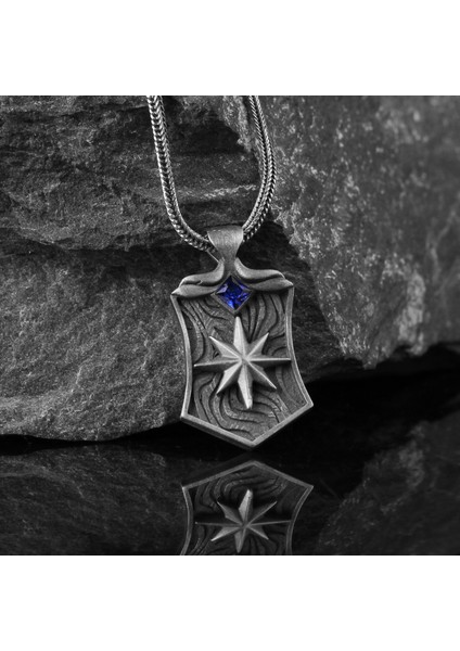 Zirkon Taşlı Pusula Motifli 925 Ayar Gümüş Kolye