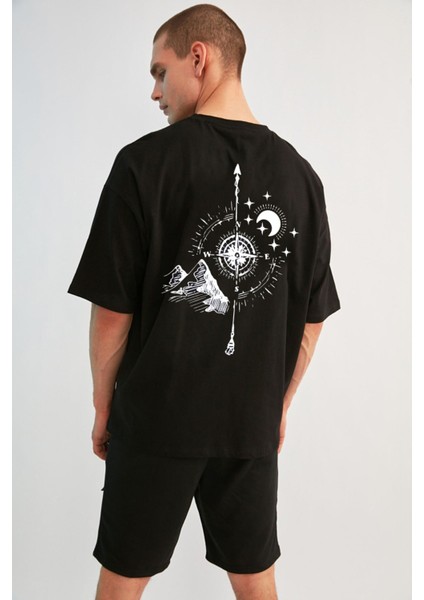 Unisex Sırt Pusula Baskılı Tshirt