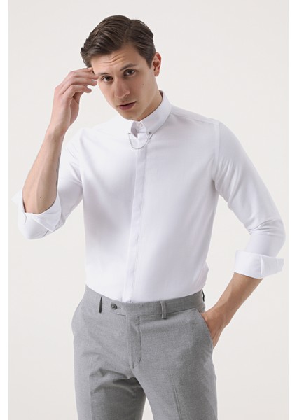 Slim Fit Beyaz Armürlü Gömlek 8EF02EE38293M