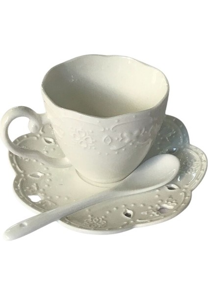 Beyaz Modern Rölyef Seramik Kahve Fincanı Set Moda Japon Porselen Öğleden Sonra Çay Bardağı Seti Yeniden Kullanılabilir Kubek Mutfak Ürünleri BD50 | Kupa ve tabaklar (Yurt Dışından)