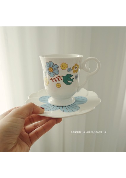 Çiçek Nordic Çay Kupası Porselen Modern Zarif Yaratıcı Kullanımlık Çay Bardağı Set Sevimli Kahve Taza Desayuno Içme BS50BD | Kahve Kupası ve tabak Setleri (Yurt Dışından)