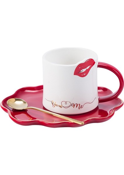 Yaratıcı Kırmızı Dudaklar Fincan Tabağı ile Kaşık Set Seramik Kahve Veya Çay Bardağı Fıçı Ev Mutfak Drinkware Komik Doğum Günü Düğün Hediyeleri | Kupa ve tabaklar (Yurt Dışından)