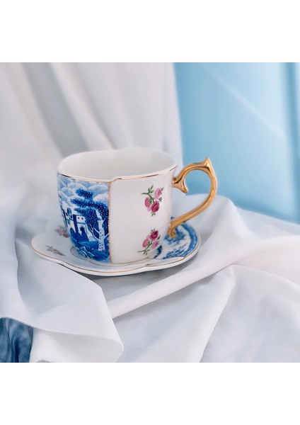 Yaratıcı Lüks Kahve Fincanı ve Tabağı Altın Kolu ile Set Seramik Cappuccino Öğleden Sonra Çay Bardağı Çay Hediye Kutusu ile Set | Kupalar (Yurt Dışından)