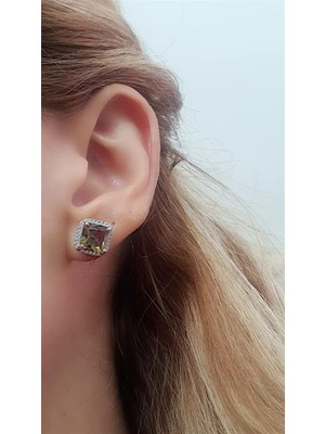 Ose Shop Renk Değiştiren Sultan Taşı 925AYAR Gümüş Kare Küpe