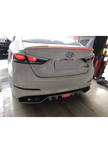 Hyundai Elantra 2014-2018 LED Spoiler Boyasız fiyatları