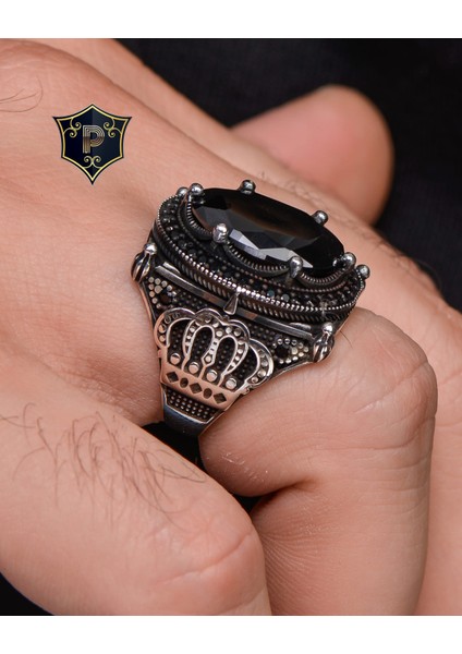 Gümüş Erkek Yüzük Siyah Zirkon Taşlı Kral Taç Motifli