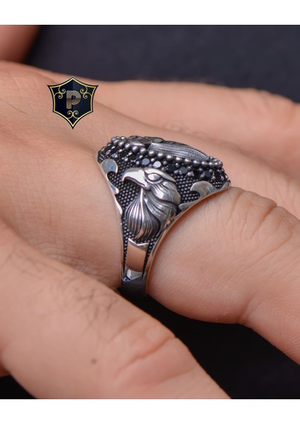 Gümüş Erkek Yüzük Şahin Figürlü Zirkon Taş Süslemeli fiyatları