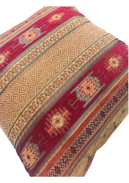 Kilim Desenli Safran Kırlent Kılıfı 45 x 45 cm.