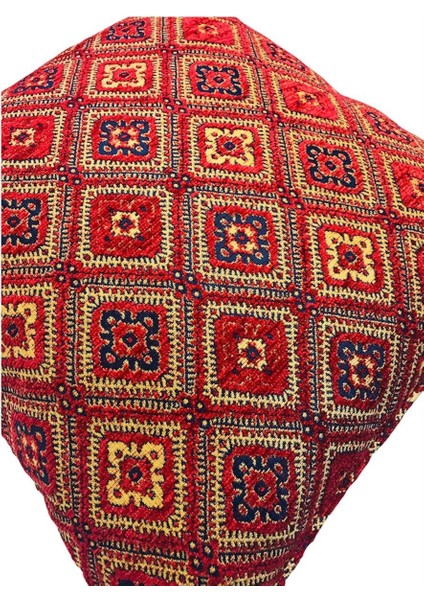 Geometrik Çiçek Desenli Kırmızı Kırlent Kılıfı 45 x 45 cm.