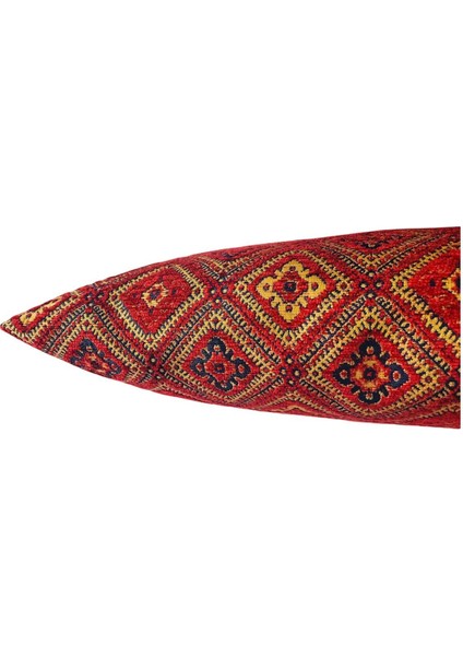 Geometrik Çiçek Desenli Kırmızı Kırlent Kılıfı 45 x 45 cm.