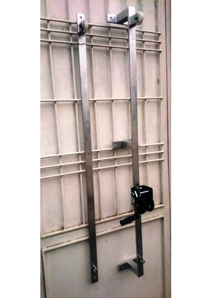 Duvara Monte Voleybol Direği modelleri