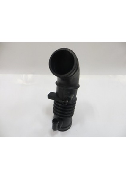 Mazda 323- Familia- 95/97 Hava Filtre Hortumu 1,8Cc