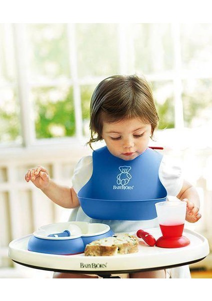 Dökülmelere Karşı Plastik Bebek Önlüğü