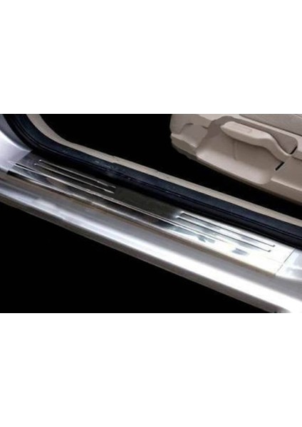 Ford Transit 6 Kapı Eşiği 3 Parça Paslanmaz Çelik 2006-2013 Modeller