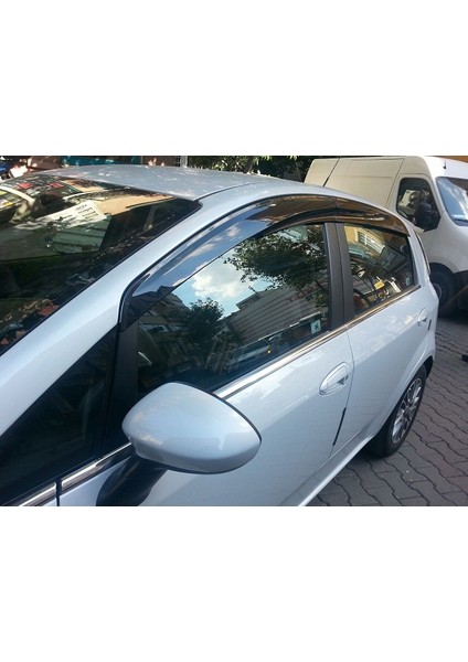Fiat Punto Mugen Cam Rüzgarlığı Sunplex