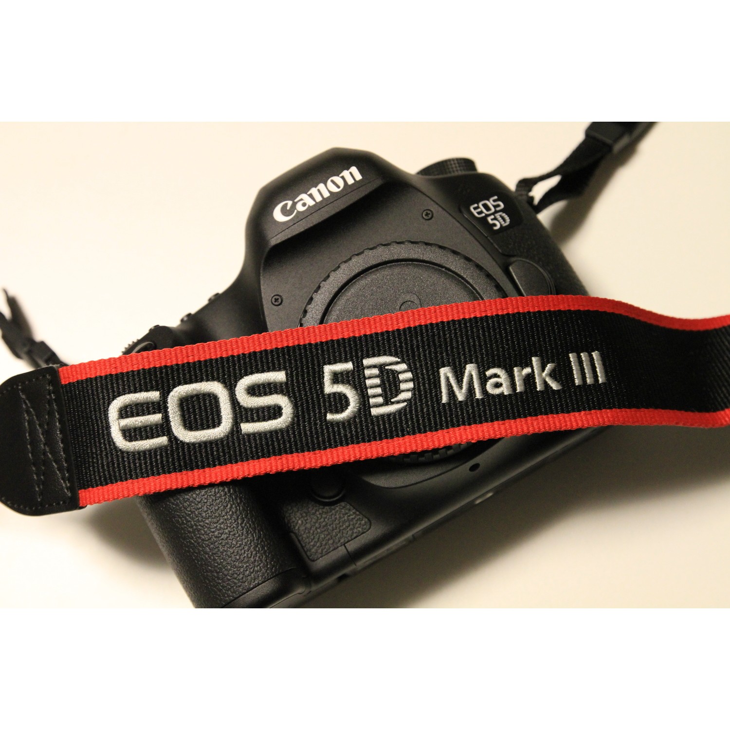 Canon 5D Mark3 DSLR Omuz Askısı Fiyatı - Taksit Seçenekleri