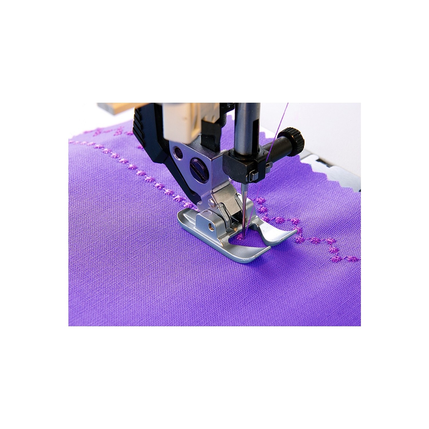 Pfaff Creative 4.5 Bilgisayarlı Piko Ve Nakış Makinesi Fiyatı