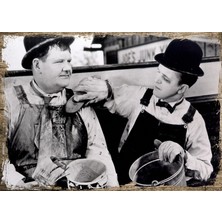 Cakasepetim Ahşap Tablo Siyah Beyaz Oliver Hardy