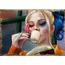 Tablomega Ahşap Tablo Kahve İçen Harley Quinn