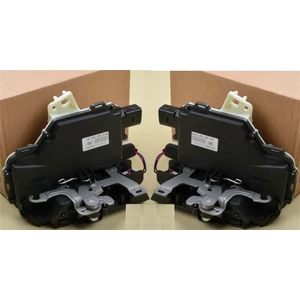 Volkswagen Bora 1998 2005 Ön Sağ Sol Set Kapı Kilidi