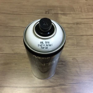 Carat Ral9016 Trafik Beyazı Parlak Sprey Boya 400Ml Made İn Germany