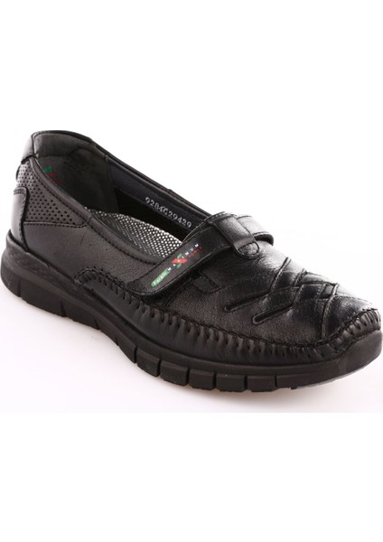 29429 Kadın Siyah Deri Comfort Ayakkabı