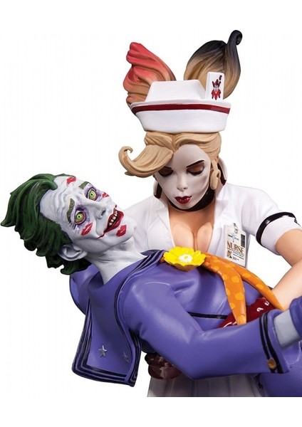 Bombshells: The Joker & Harley Quinn Second Edition Statue