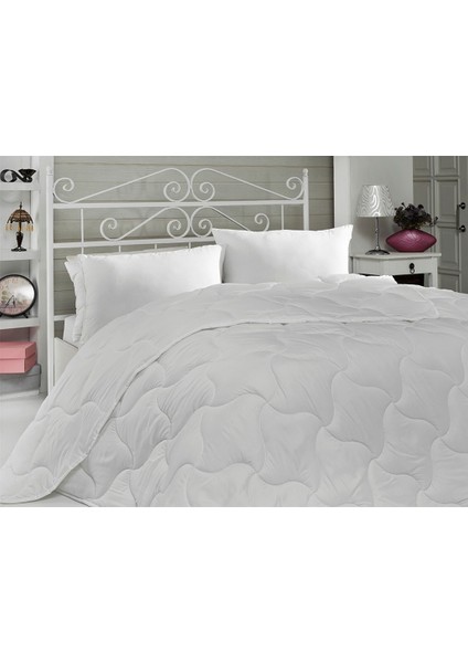 Tek Kişilik Microfiber Yorgan 155X215 Cm