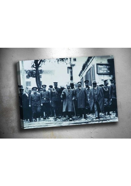 Ata-130 Atatürk Kanvas Tablo 70 x 100 cm